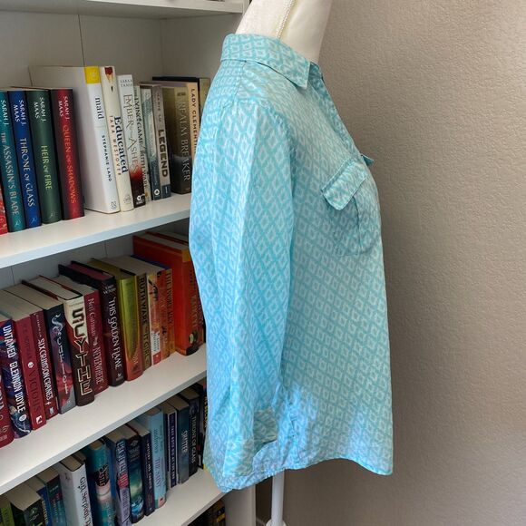 CHICO'S Light Blue White Print Linen Blend Pop Over Pocket 3/4 Sleeve Top Size 2 - Picture 2 of 6